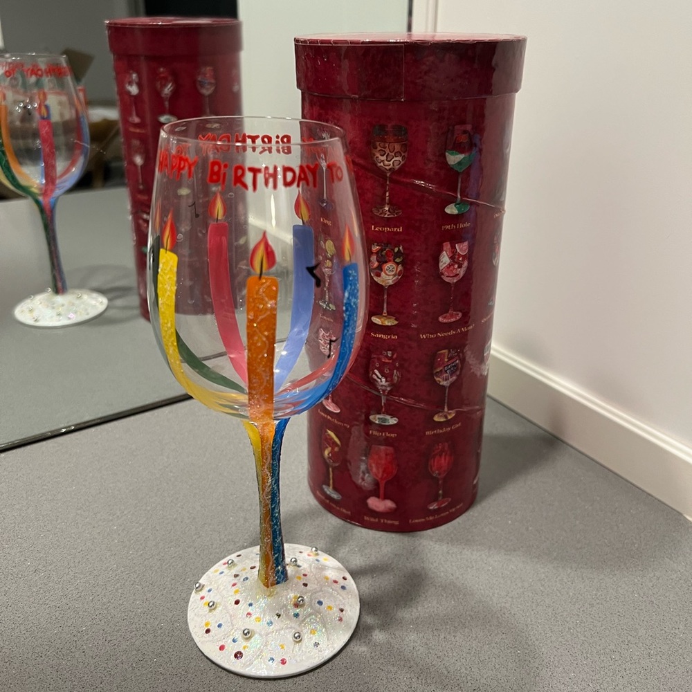 NWOT Lollita Wine Glass “Happy Birthday”